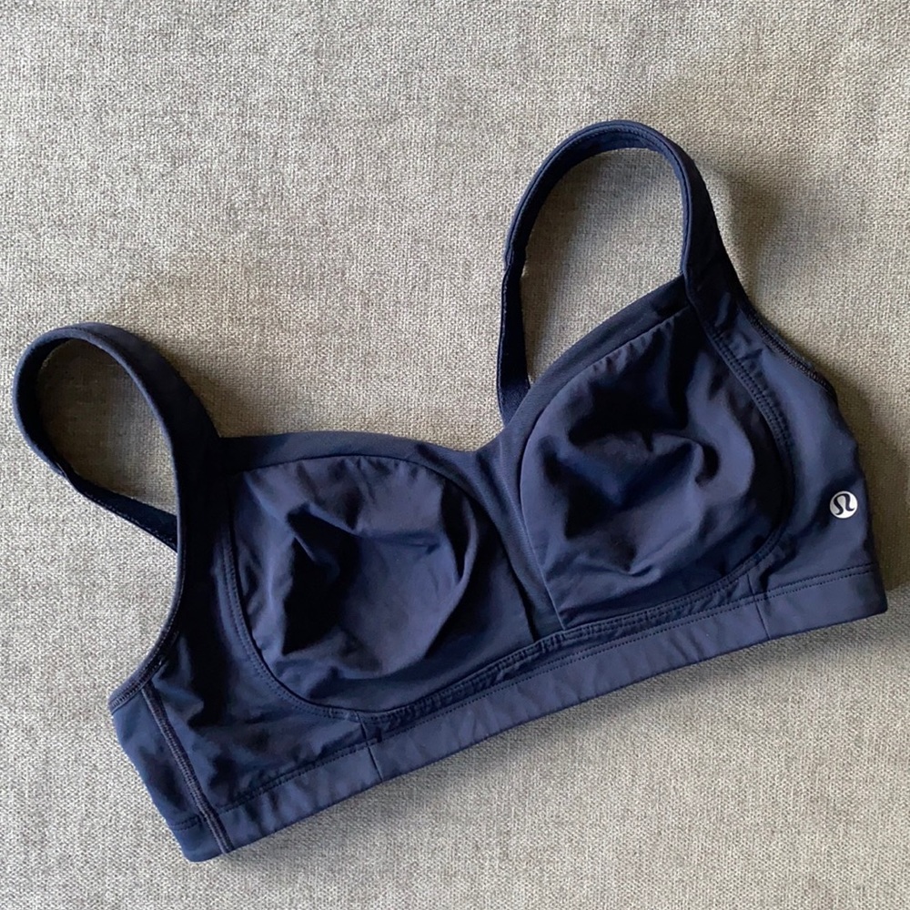 Lululemon Athletica Ta Ta Tamer Sports Bra